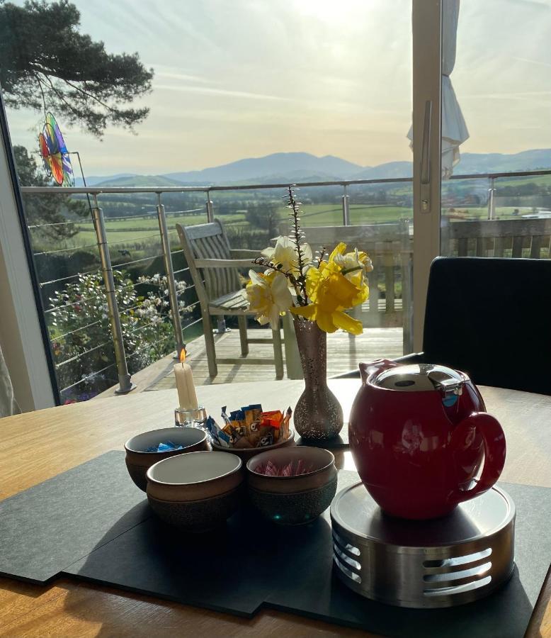 Westwood - The B&B With A View Кокърмаут Екстериор снимка